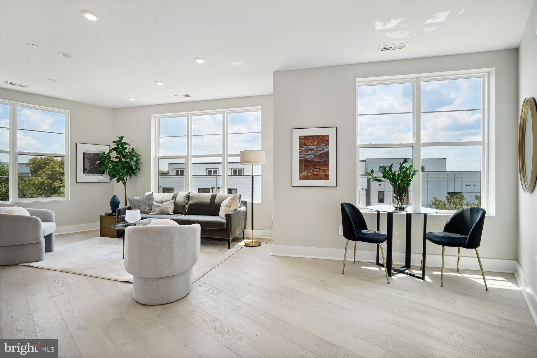 901 19TH STREET NE 21