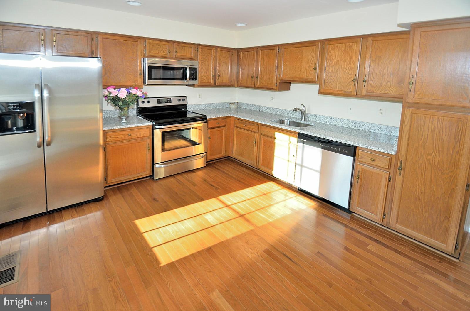 CROWNLEIGH - Residential