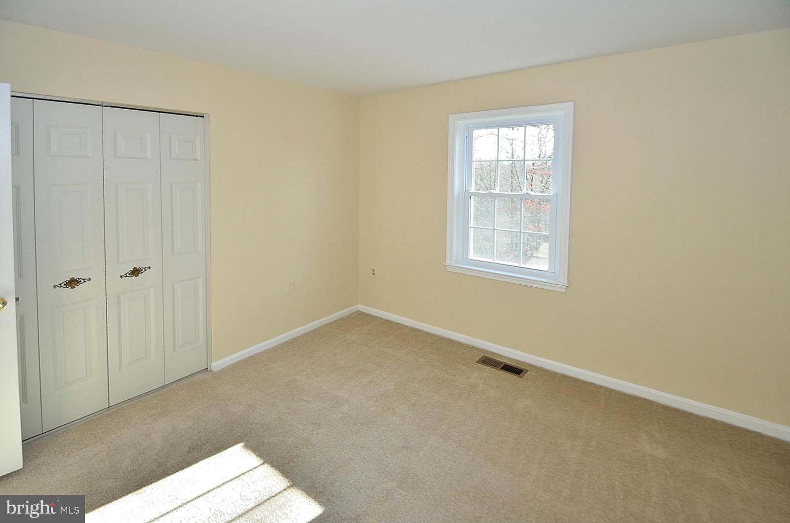 CROWNLEIGH - Residential