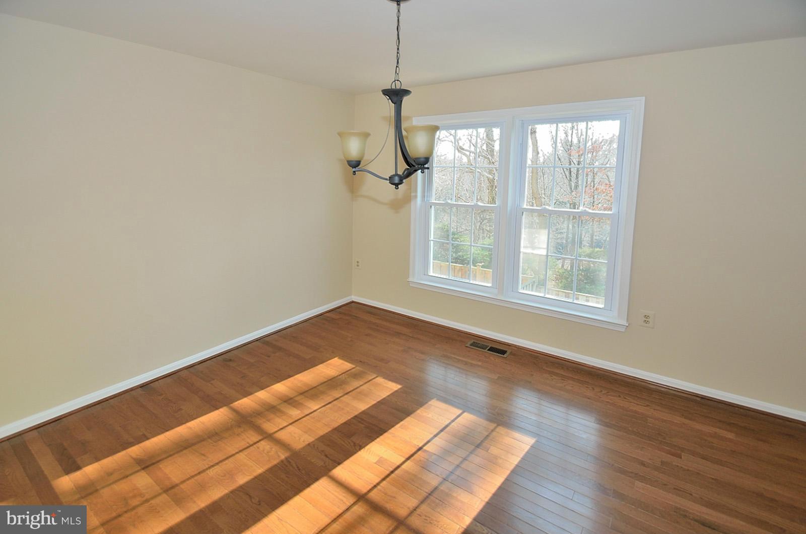 CROWNLEIGH - Residential