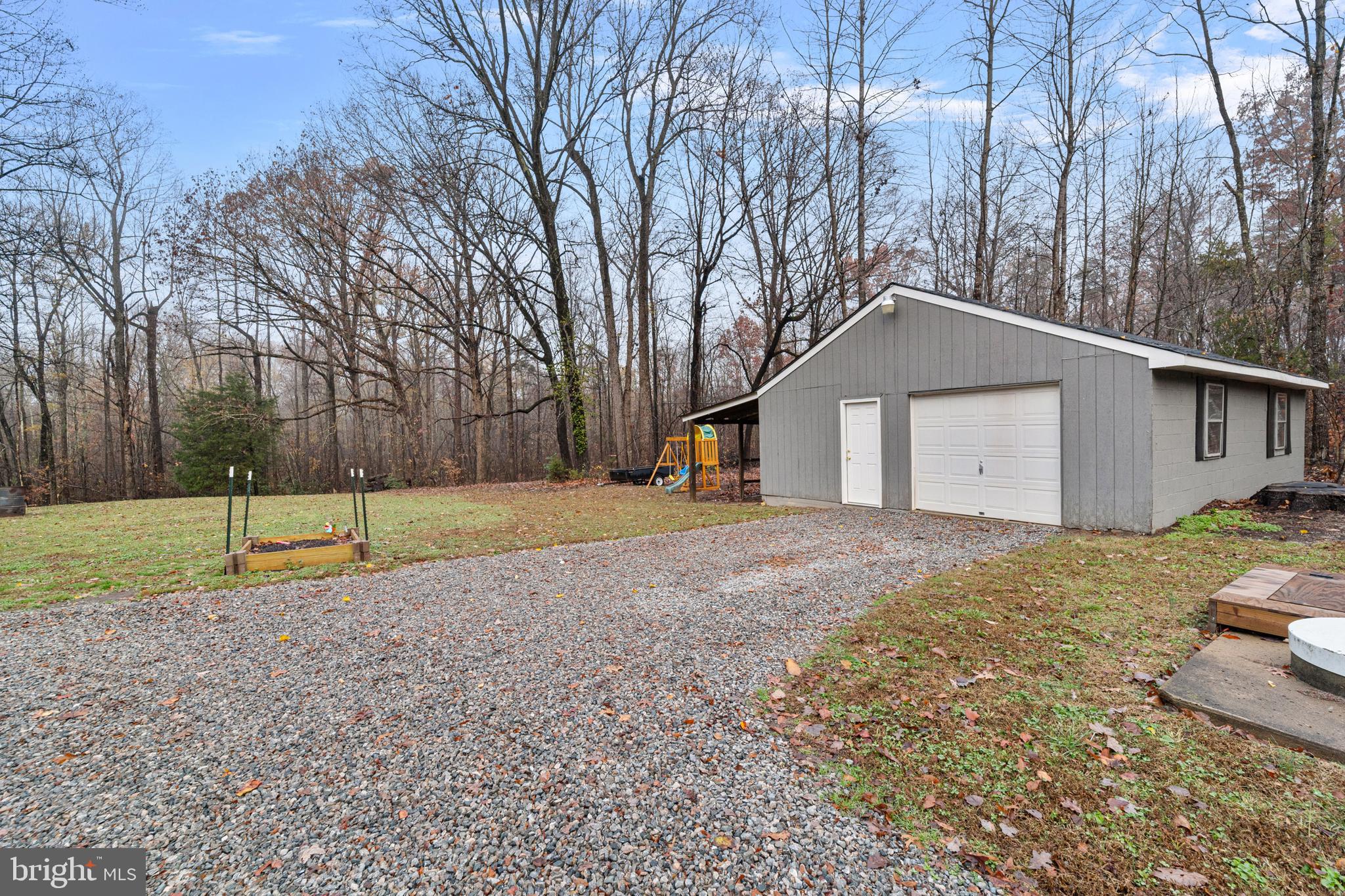 HOLLY GROVE - Residential