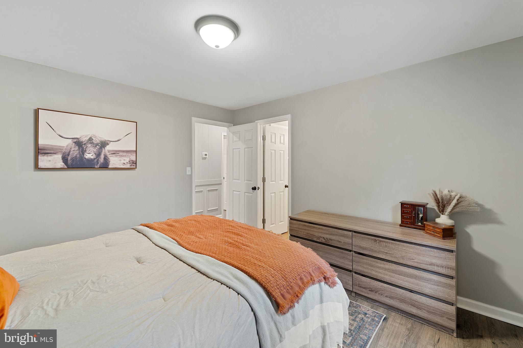 HOLLY GROVE - Residential