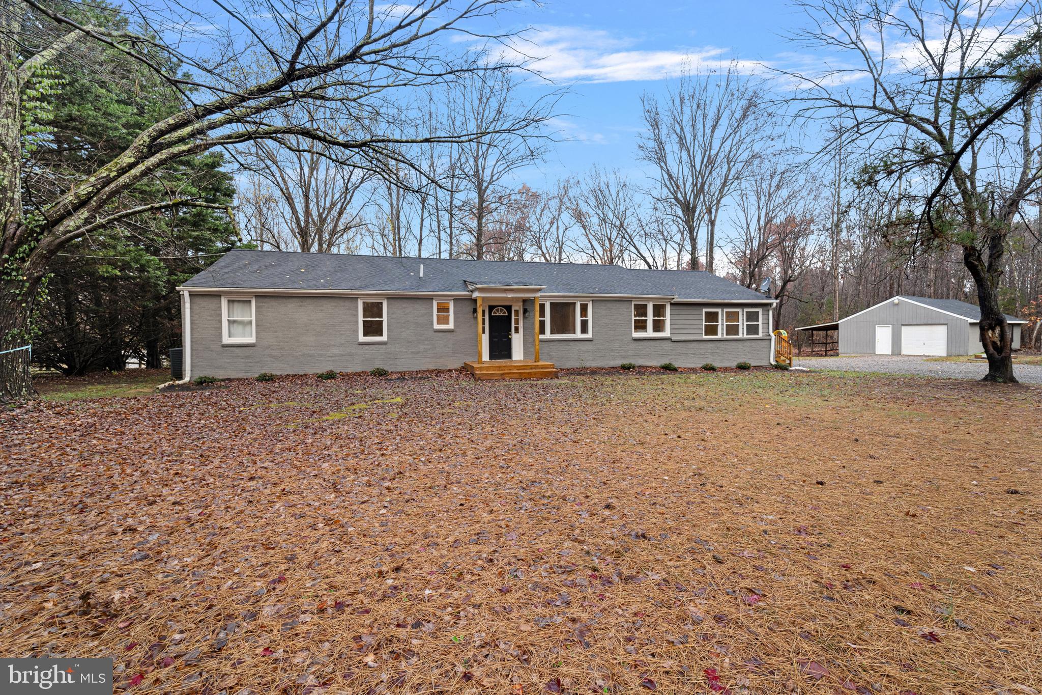 HOLLY GROVE - Residential