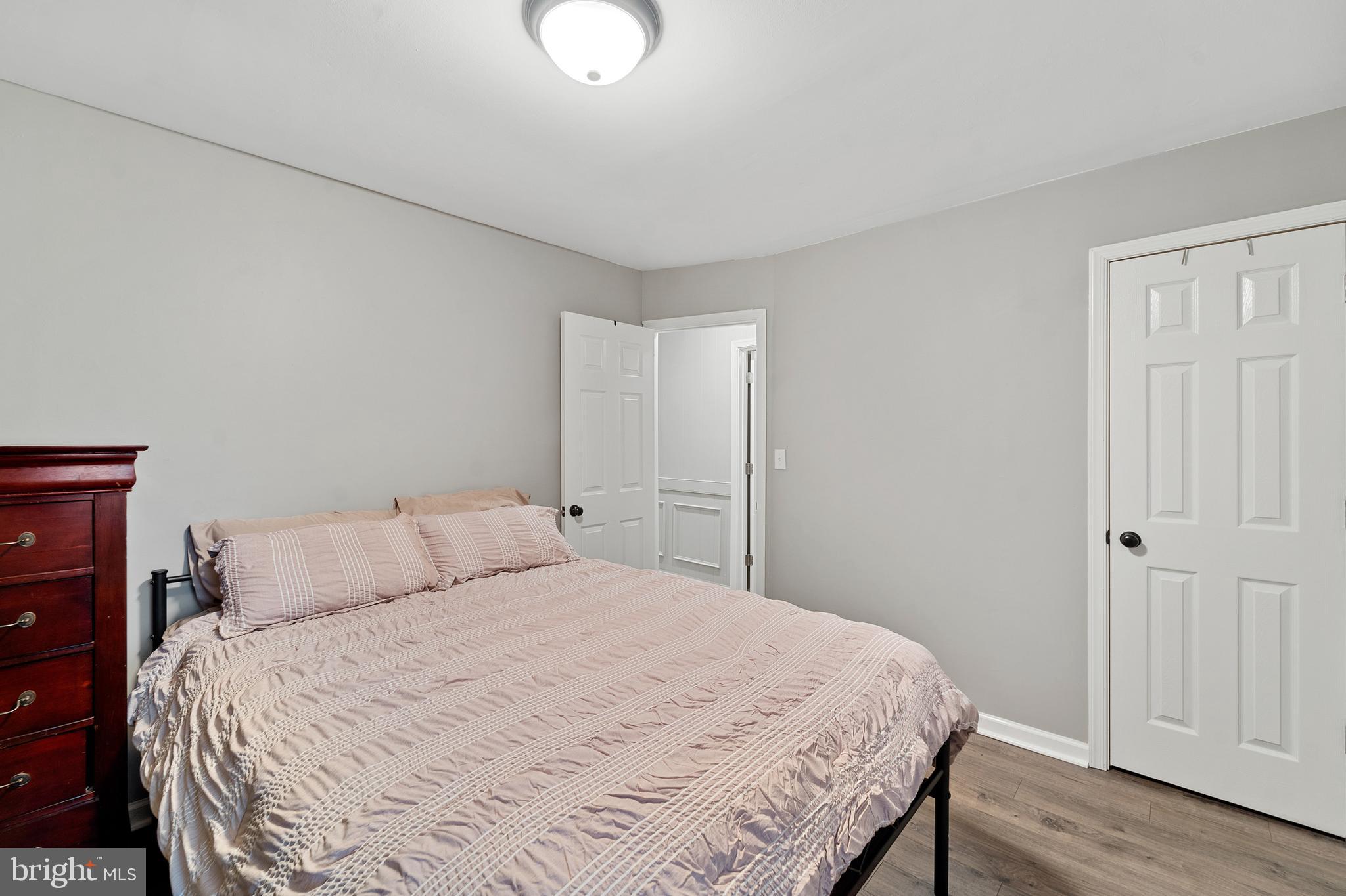 HOLLY GROVE - Residential