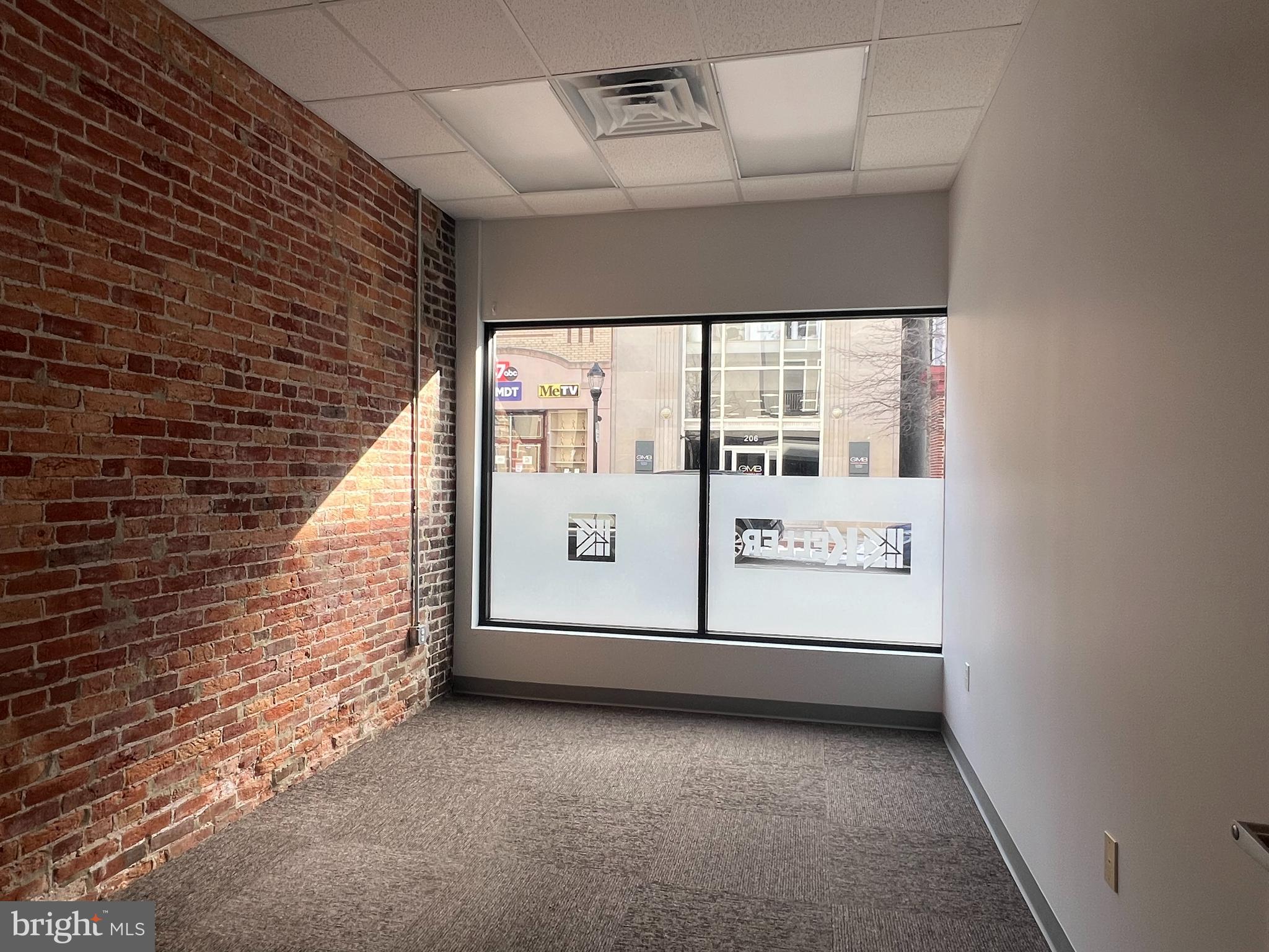 207 W MAIN STREET 103