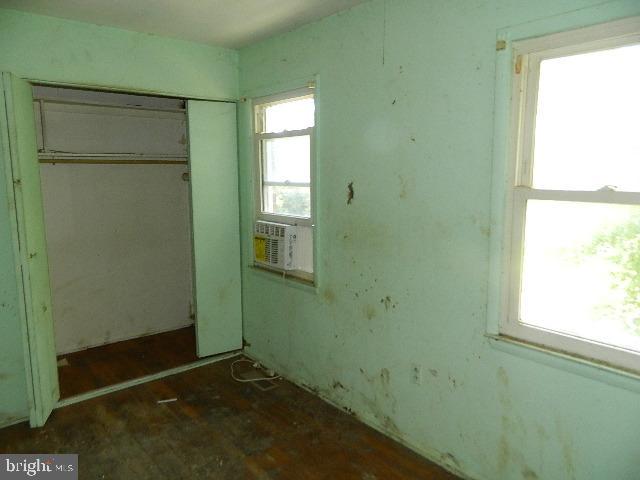 COUNTRY RIDGE - Residential