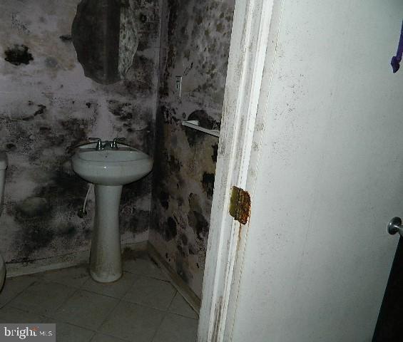 COUNTRY RIDGE - Residential