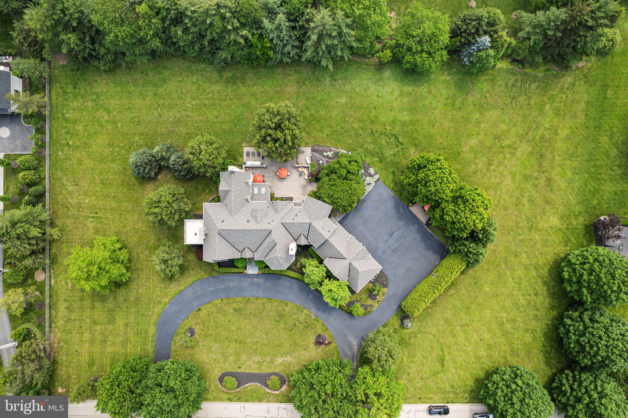 1214 HUNT SEAT DRIVE
