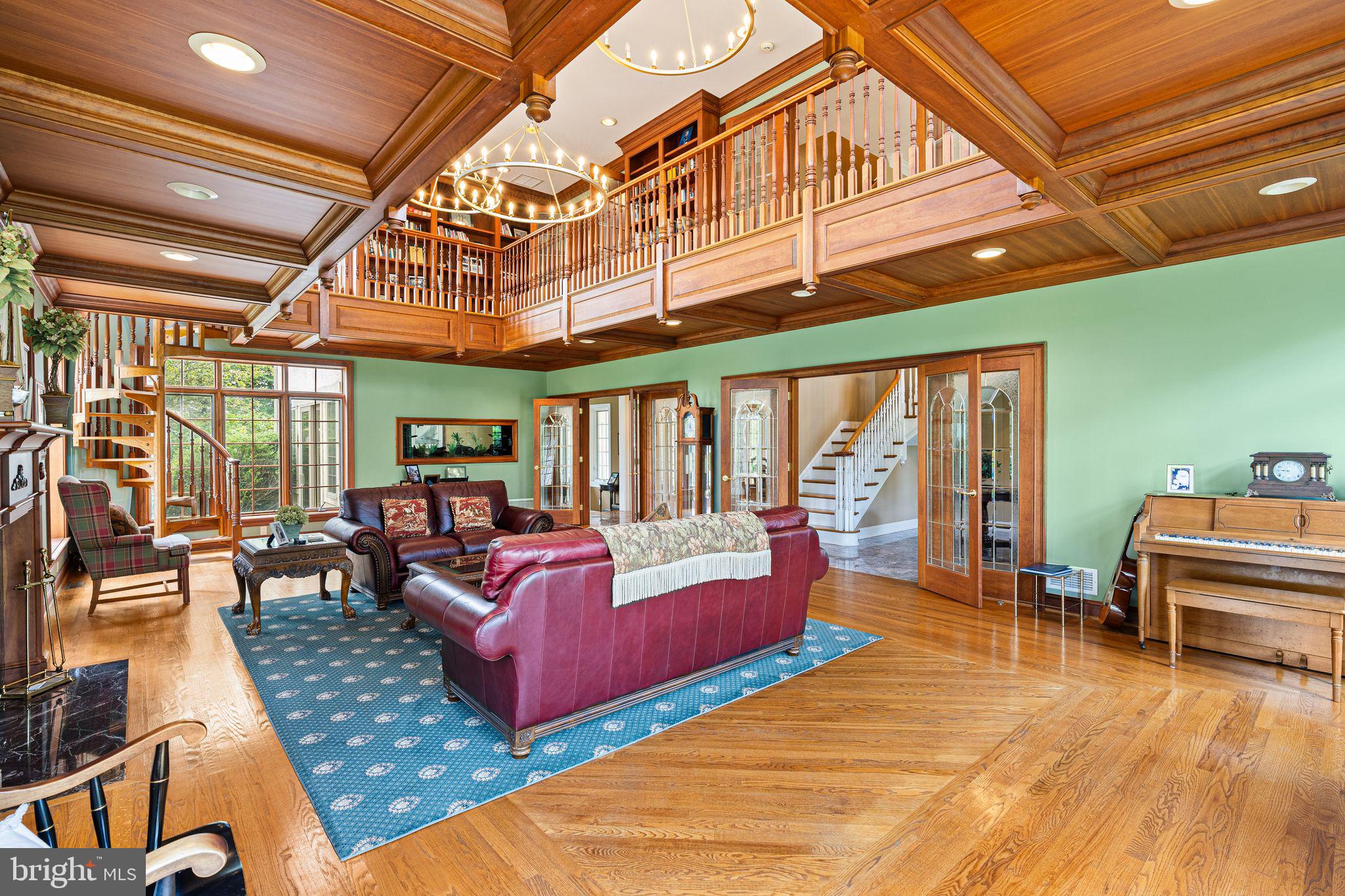 POLO CLUB - Residential