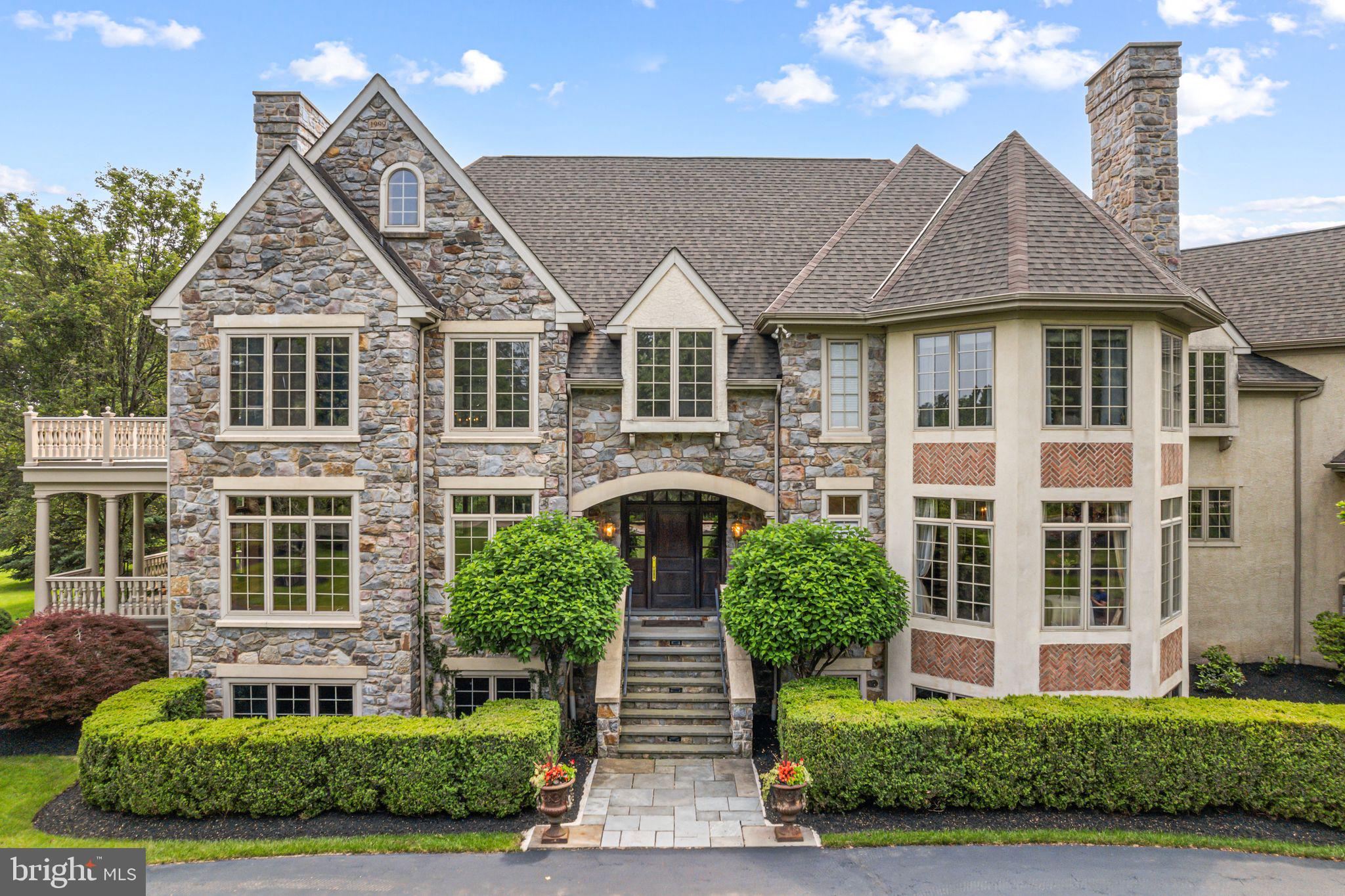 1214 HUNT SEAT DRIVE