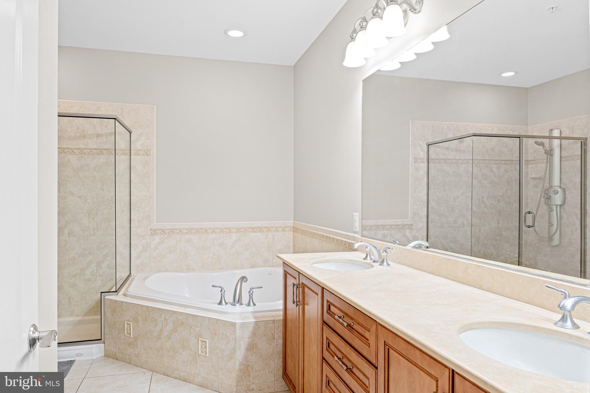 LORETTA HEIGHTS - Residential