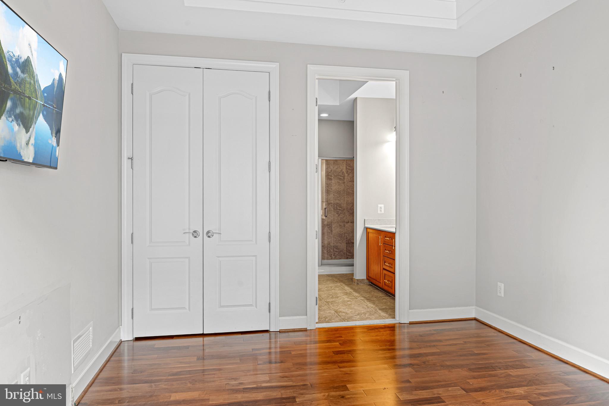 LORETTA HEIGHTS - Residential