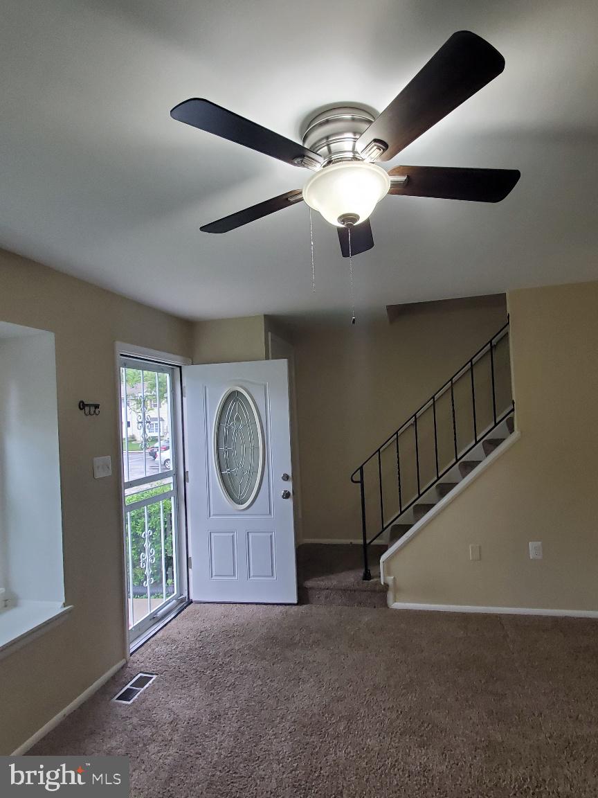 KINGS COURT - Residential Lease