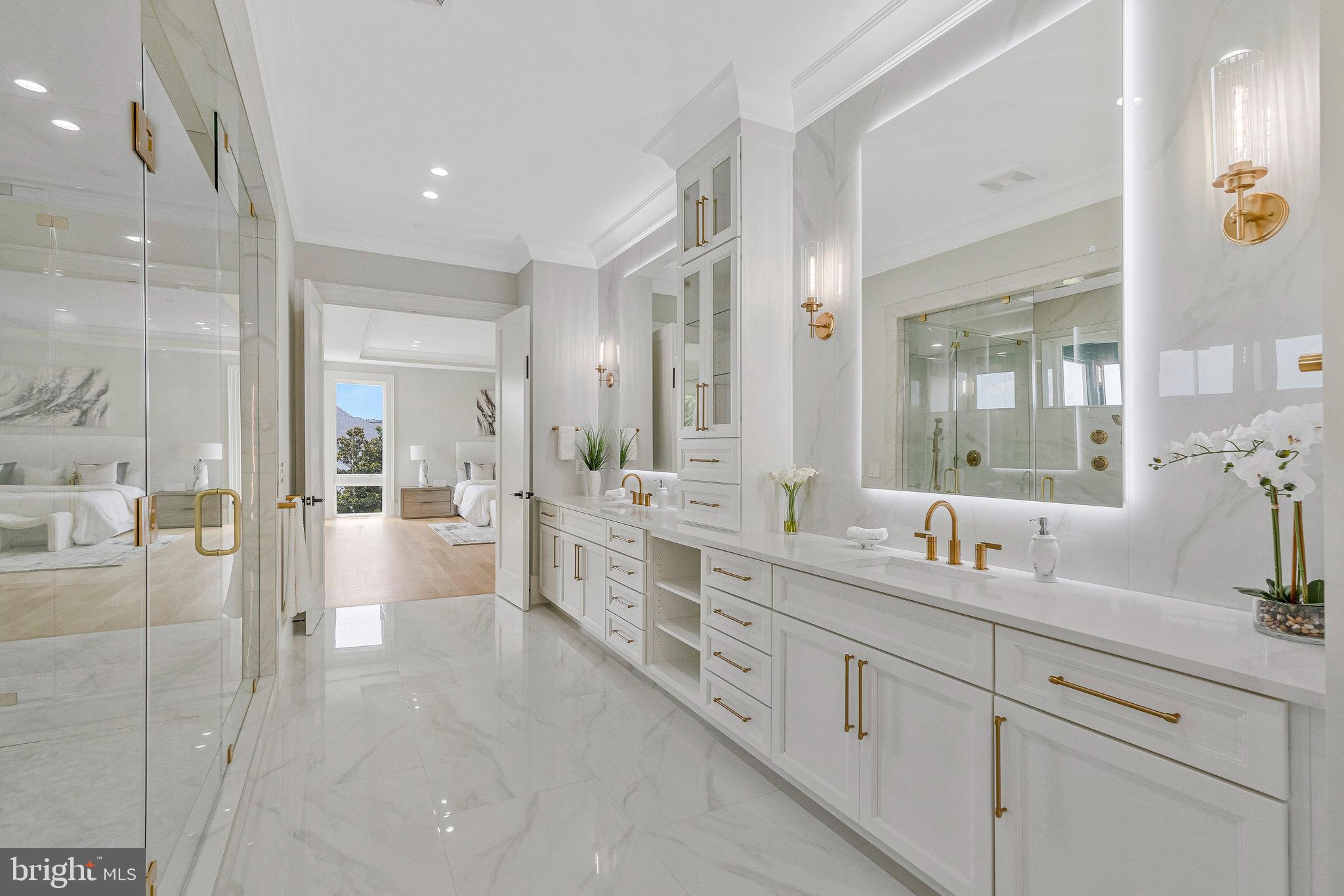 BROYHILL LANGLEY ESTATES - Residential