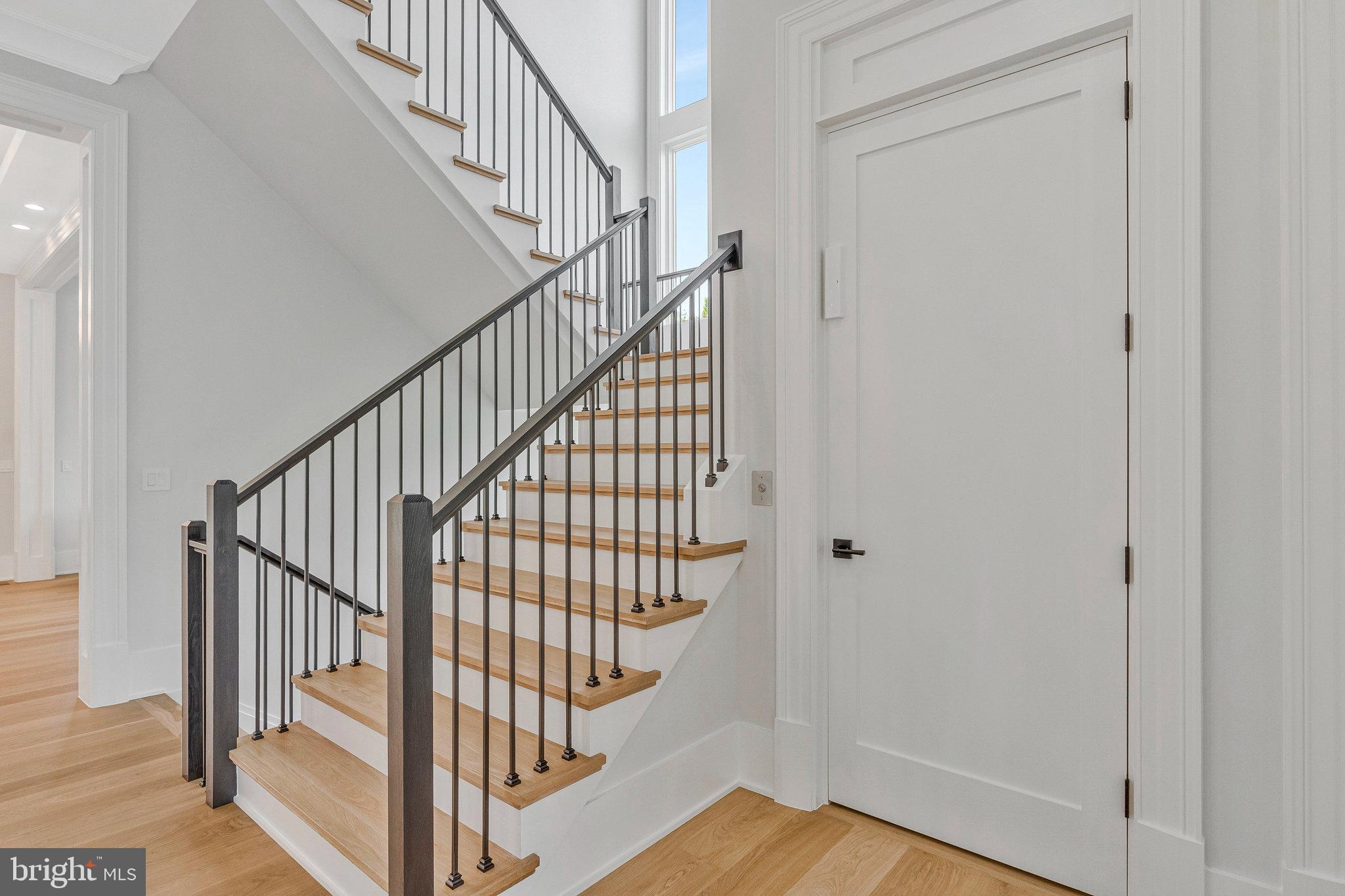 BROYHILL LANGLEY ESTATES - Residential