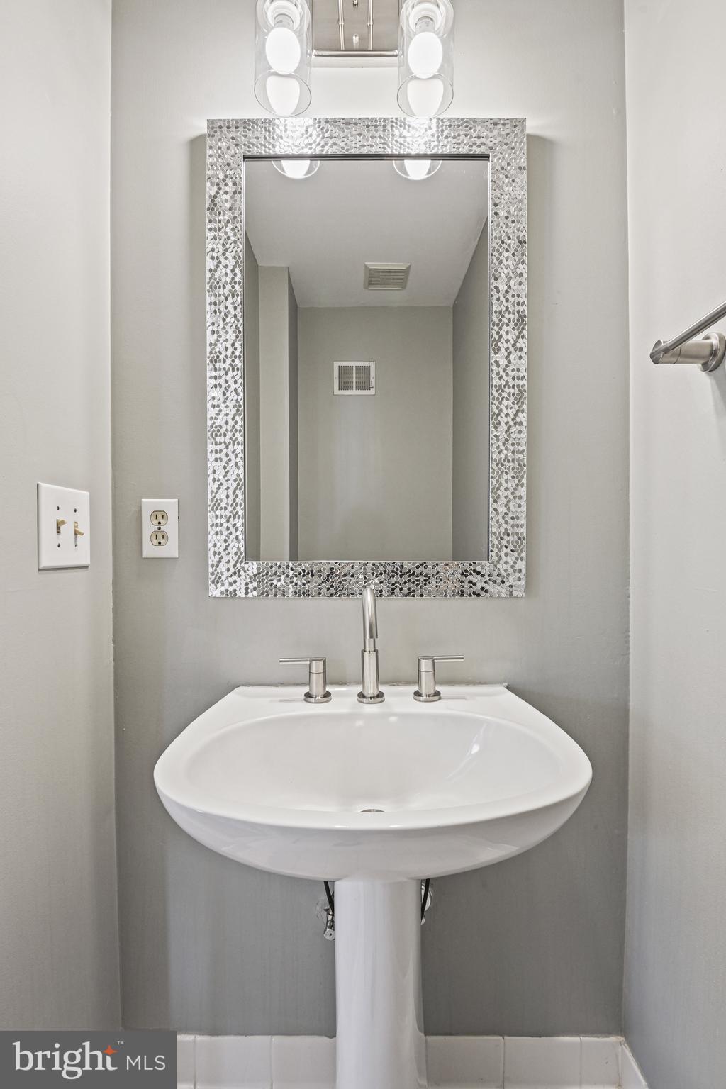 BIRCH POND - Residential