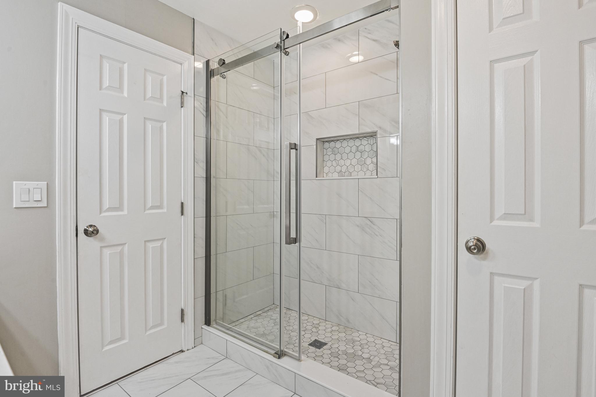 BIRCH POND - Residential