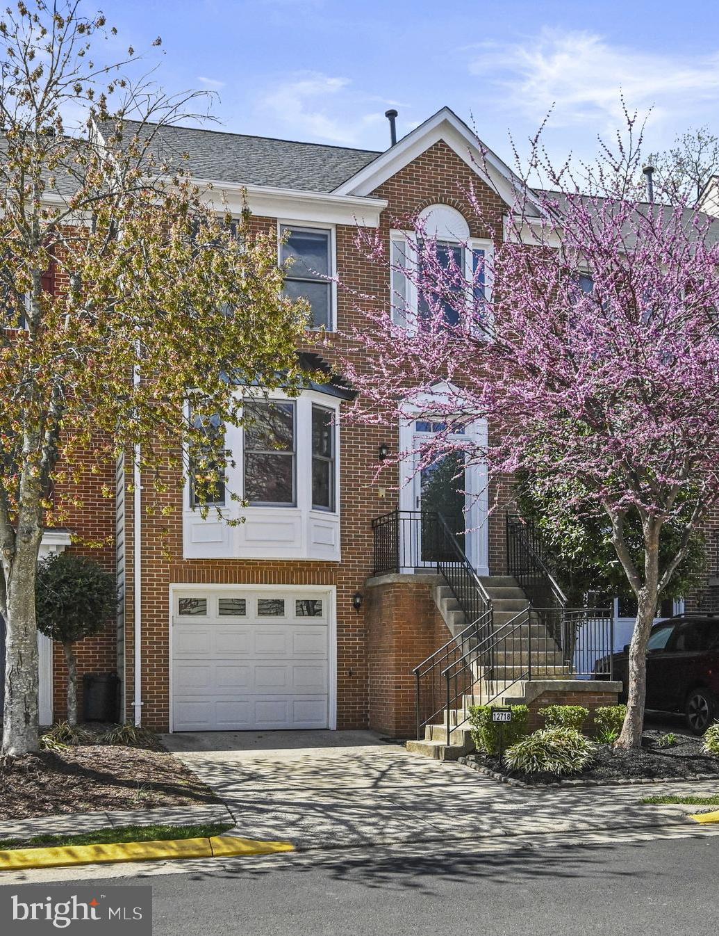 BIRCH POND - Residential