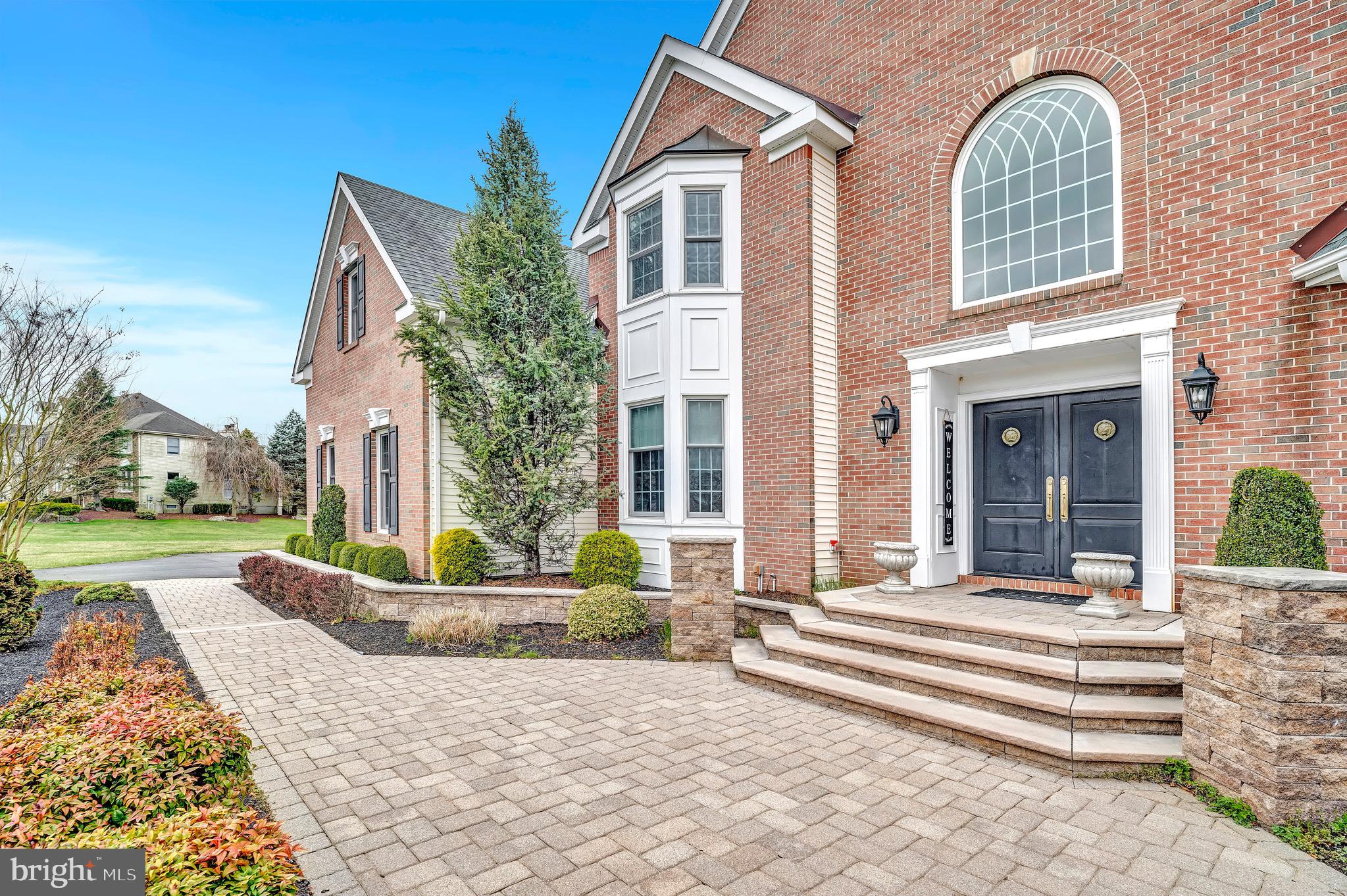 4 JONATHAN DRIVE
