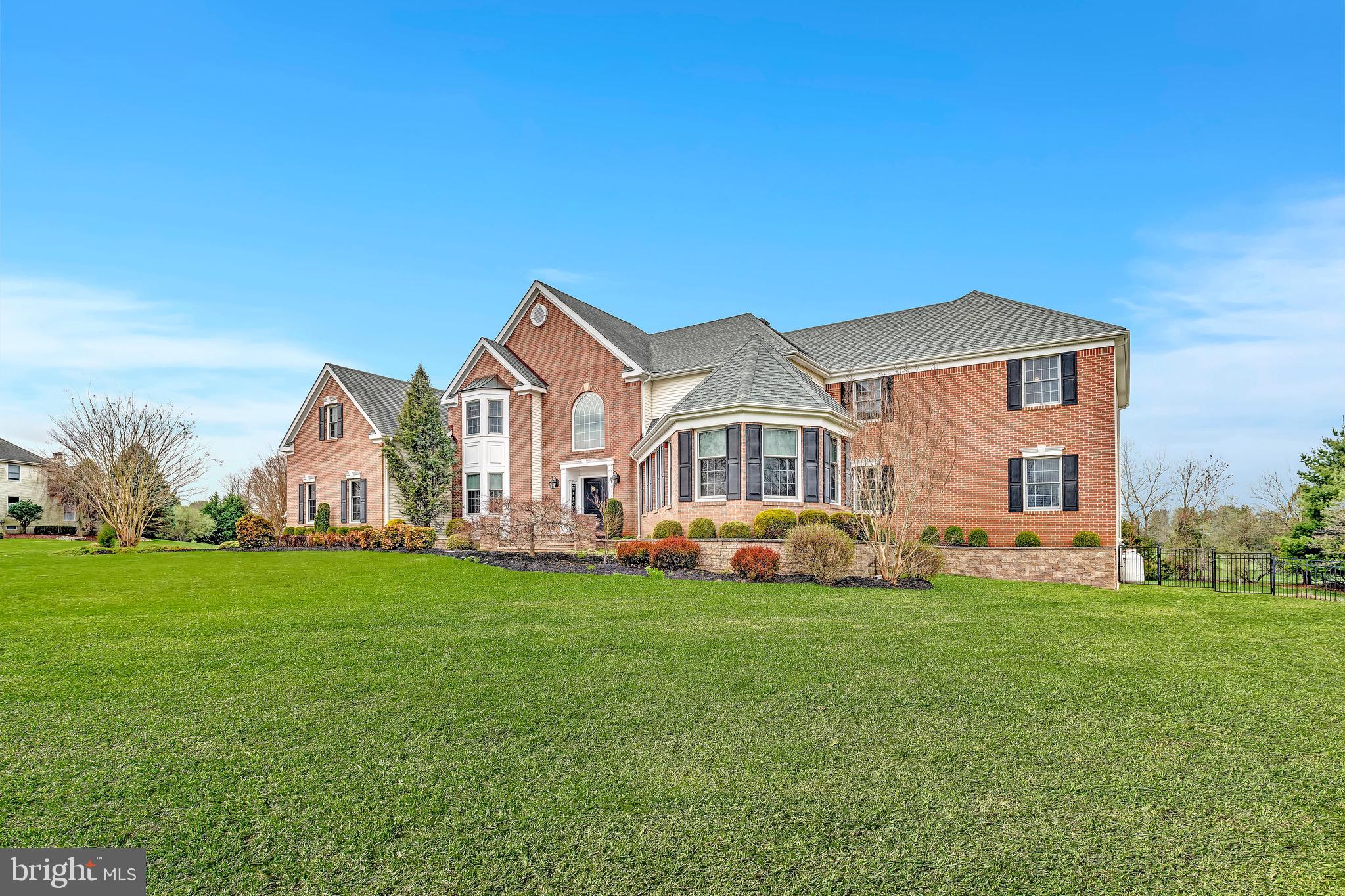 4 JONATHAN DRIVE