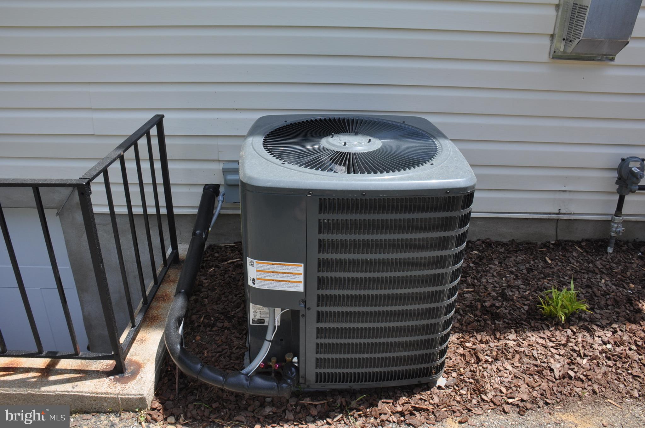 HARFORD COMMONS - Residential