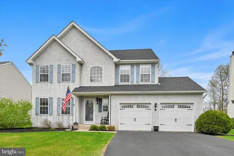 1008 Spring Meadow Drive, Quakertown, PA MLS: PABU2092946