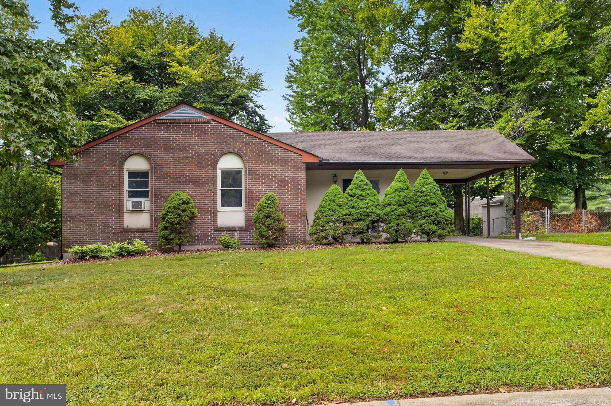 104 MONTAGUE LANE