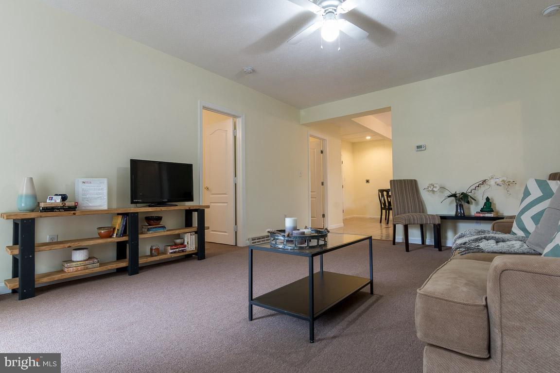 HILLSIDE - Residential