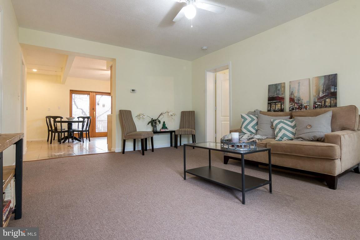 HILLSIDE - Residential