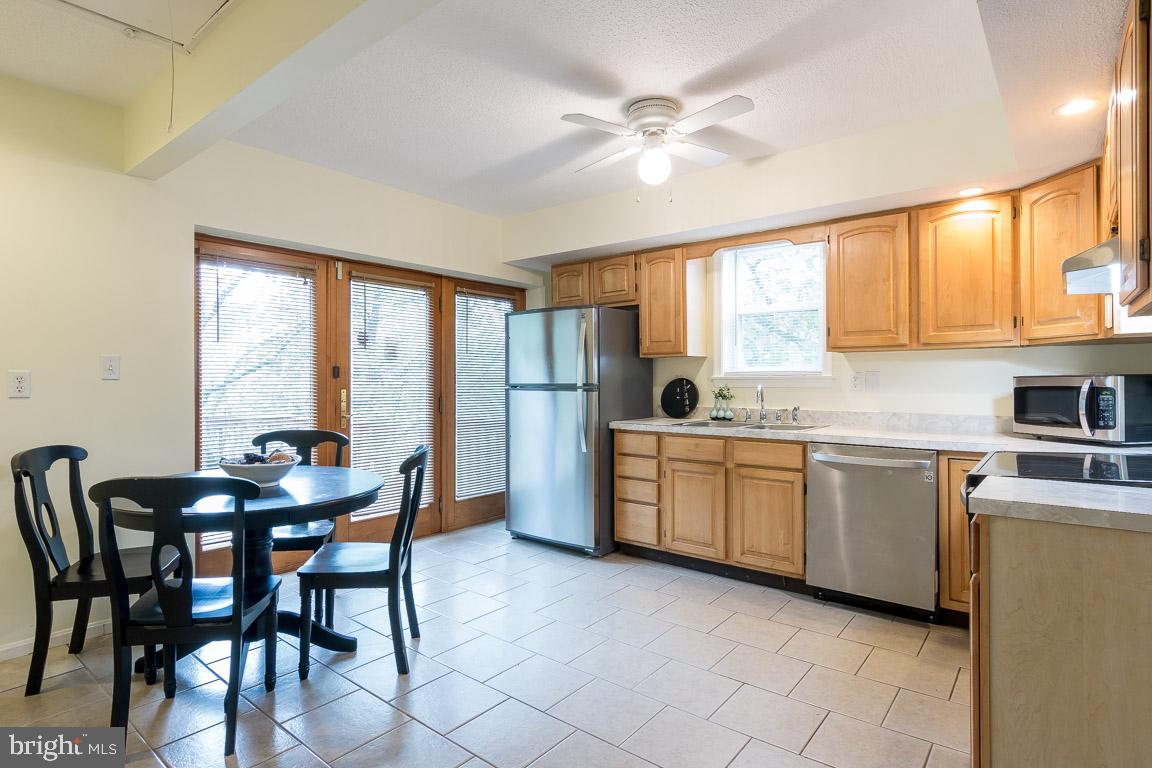 HILLSIDE - Residential