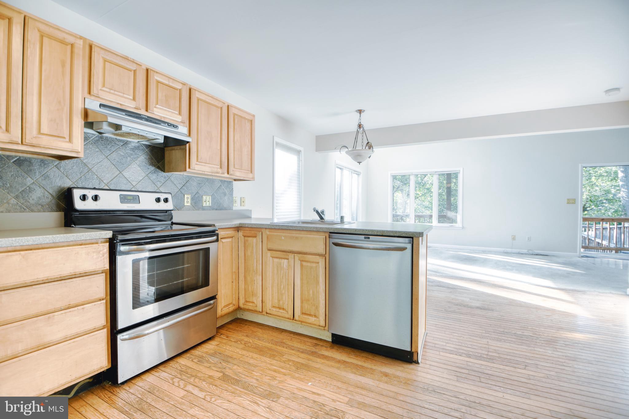 HOLLY HILL HARBOR - Residential