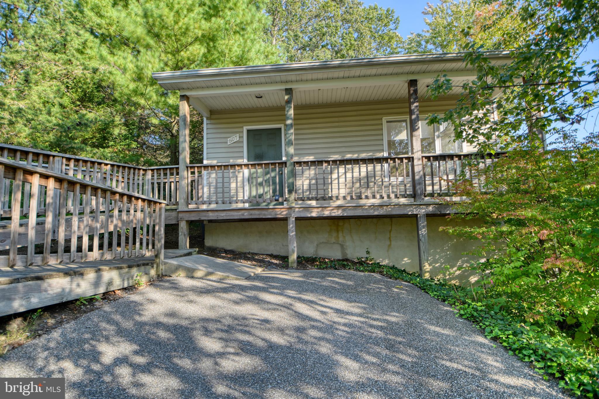 HOLLY HILL HARBOR - Residential