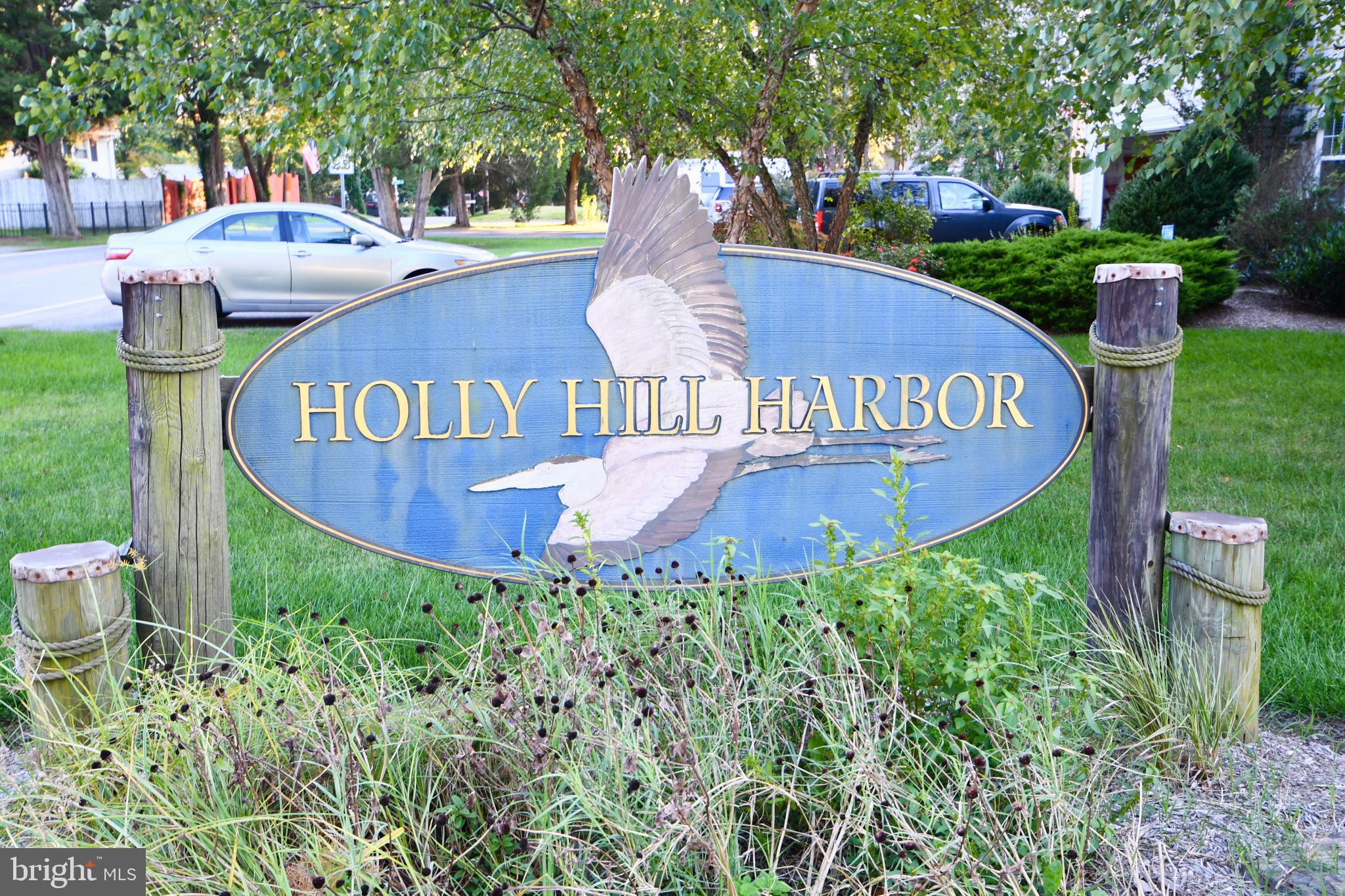 HOLLY HILL HARBOR - Residential