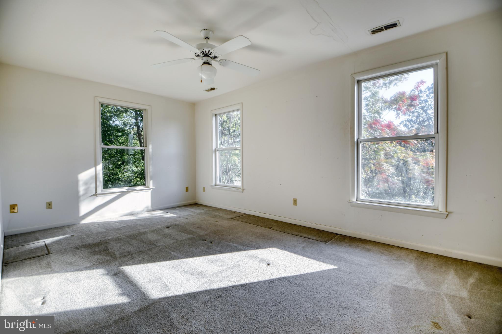 HOLLY HILL HARBOR - Residential