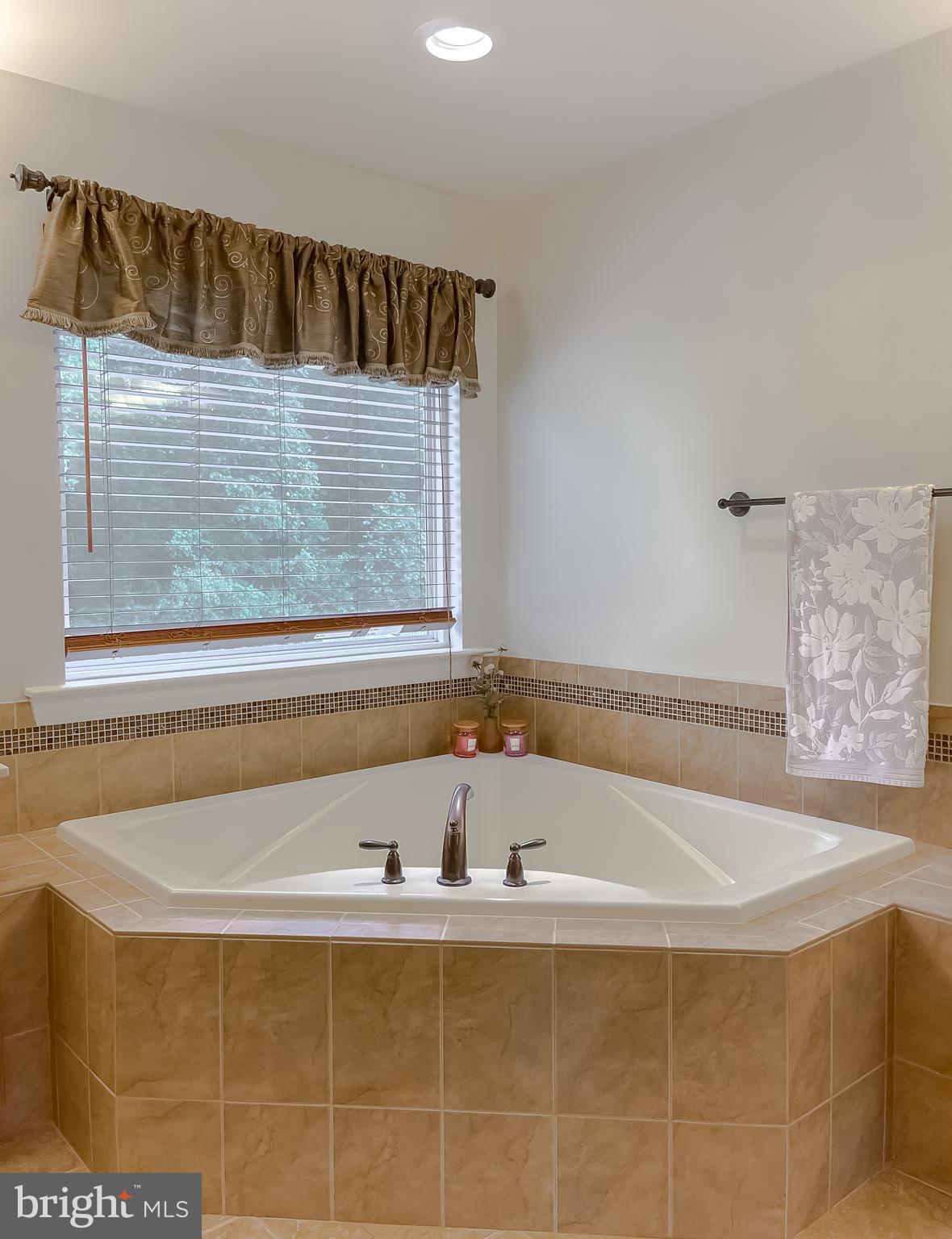 LEONARDS GRANT - Residential