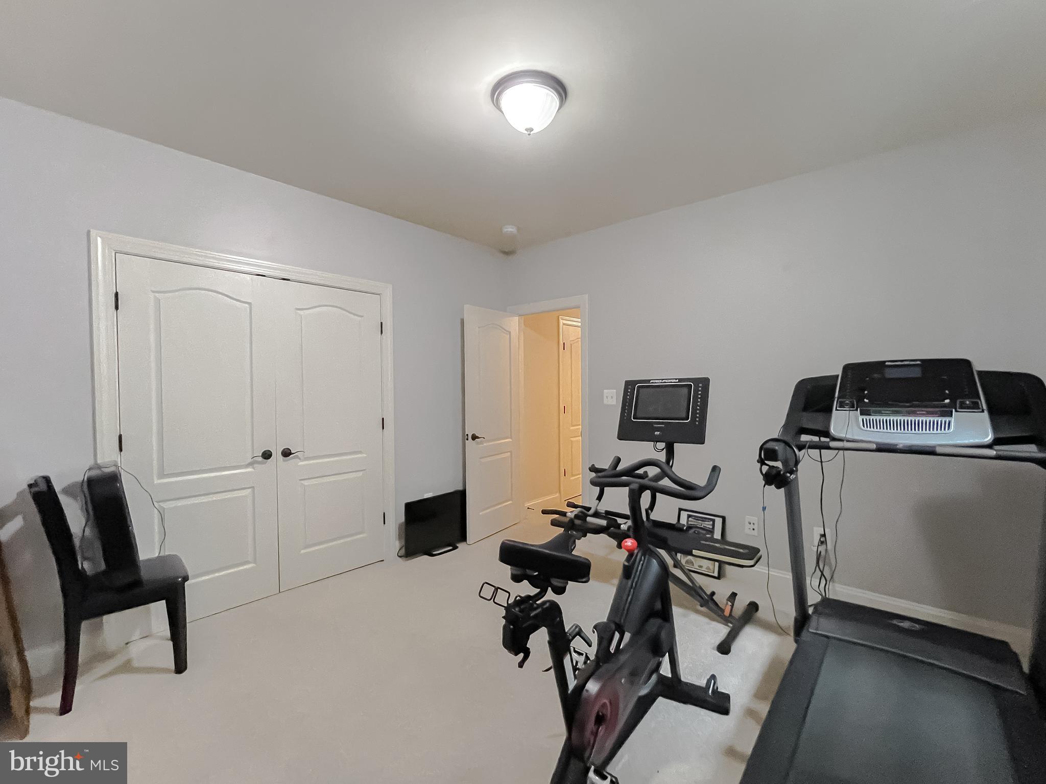 LEONARDS GRANT - Residential