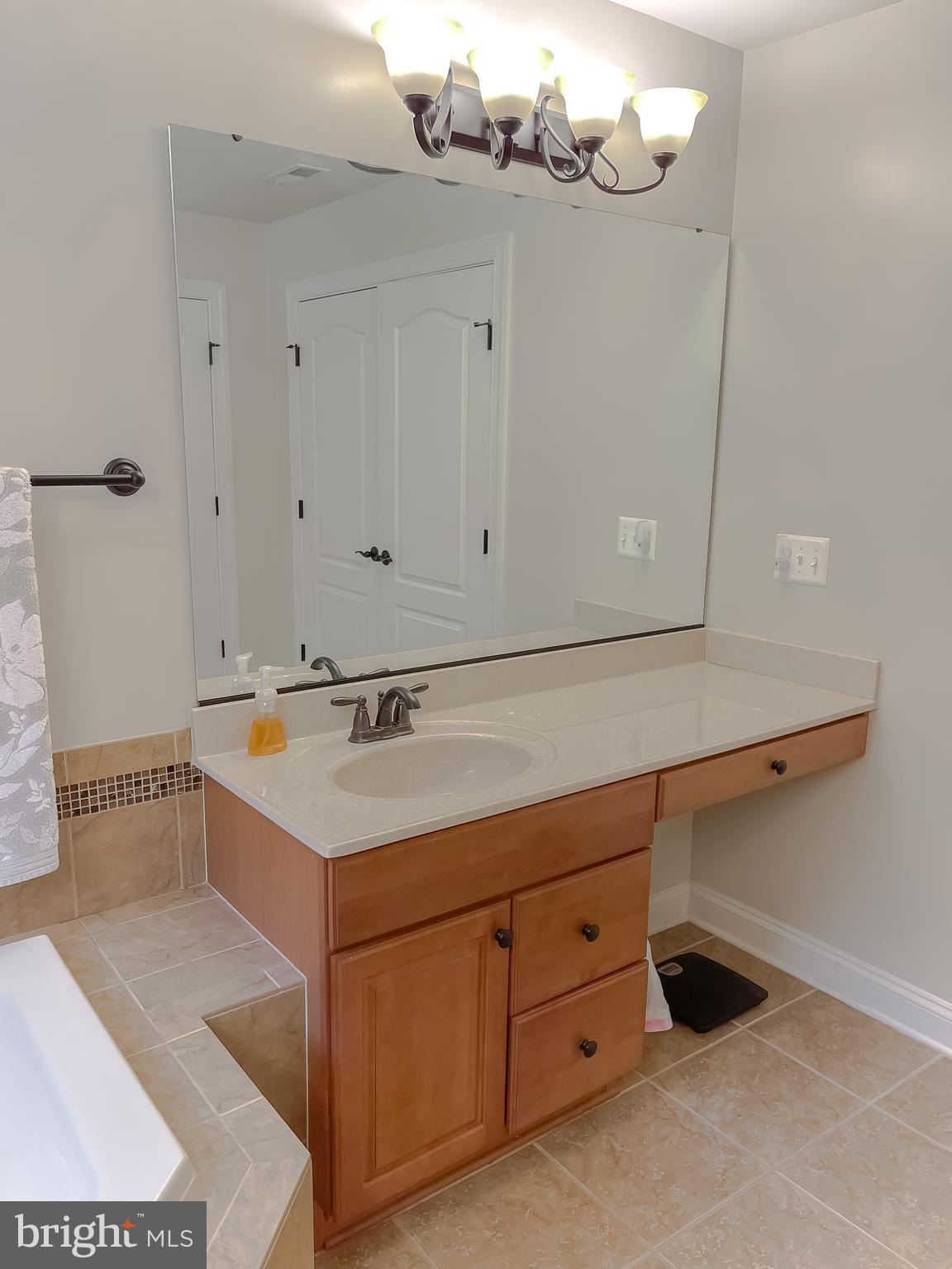 LEONARDS GRANT - Residential