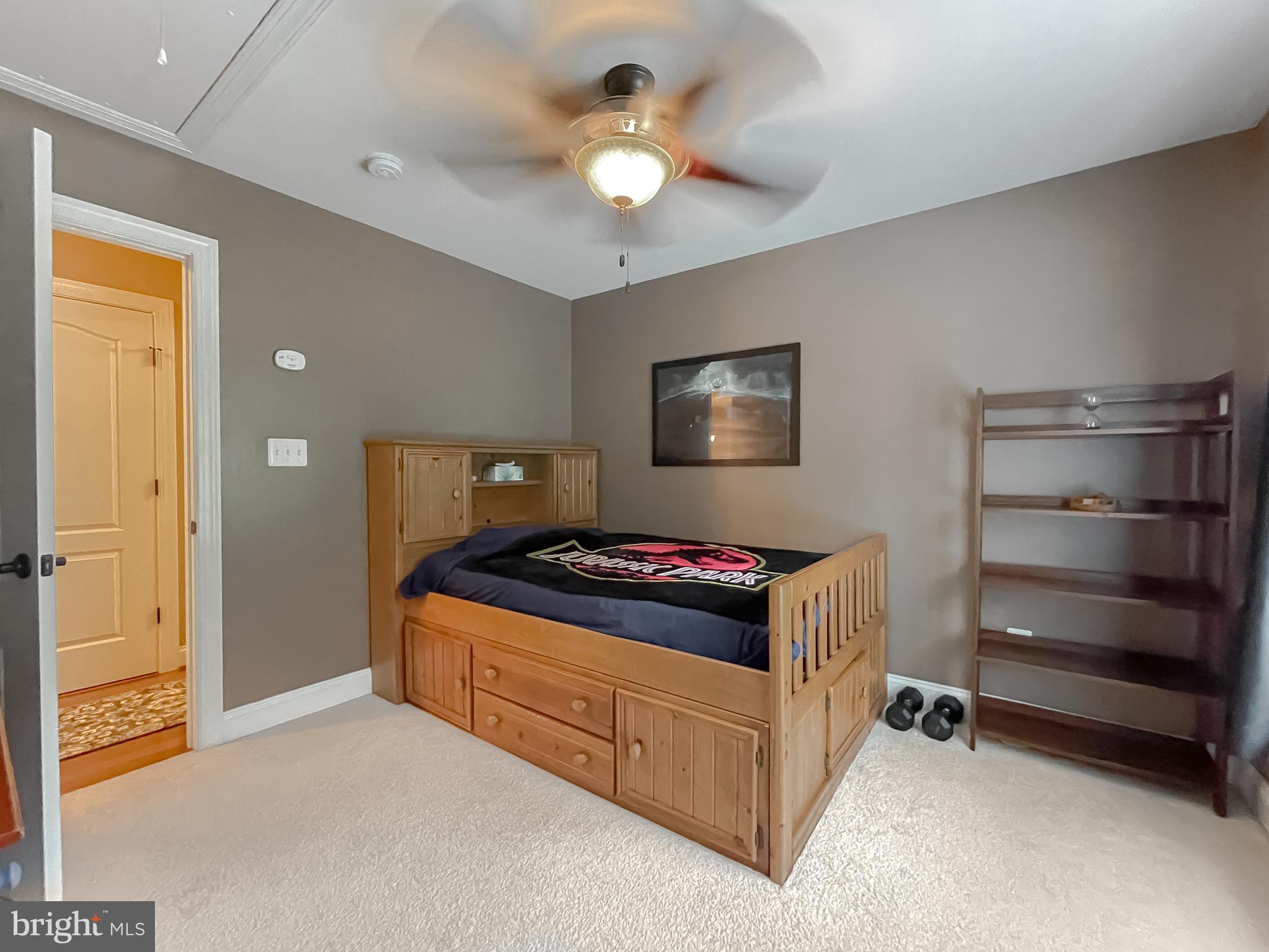 LEONARDS GRANT - Residential