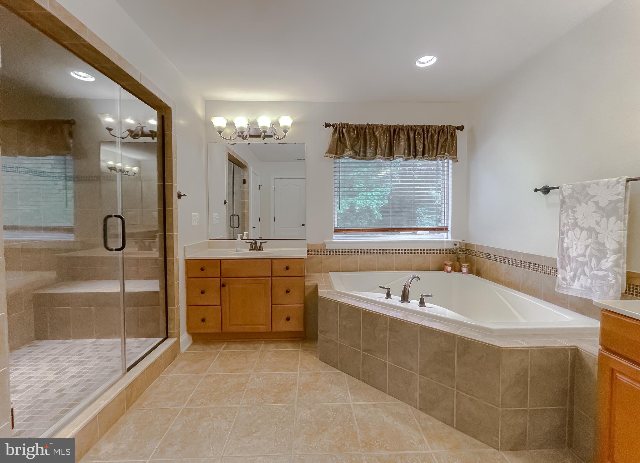 LEONARDS GRANT - Residential