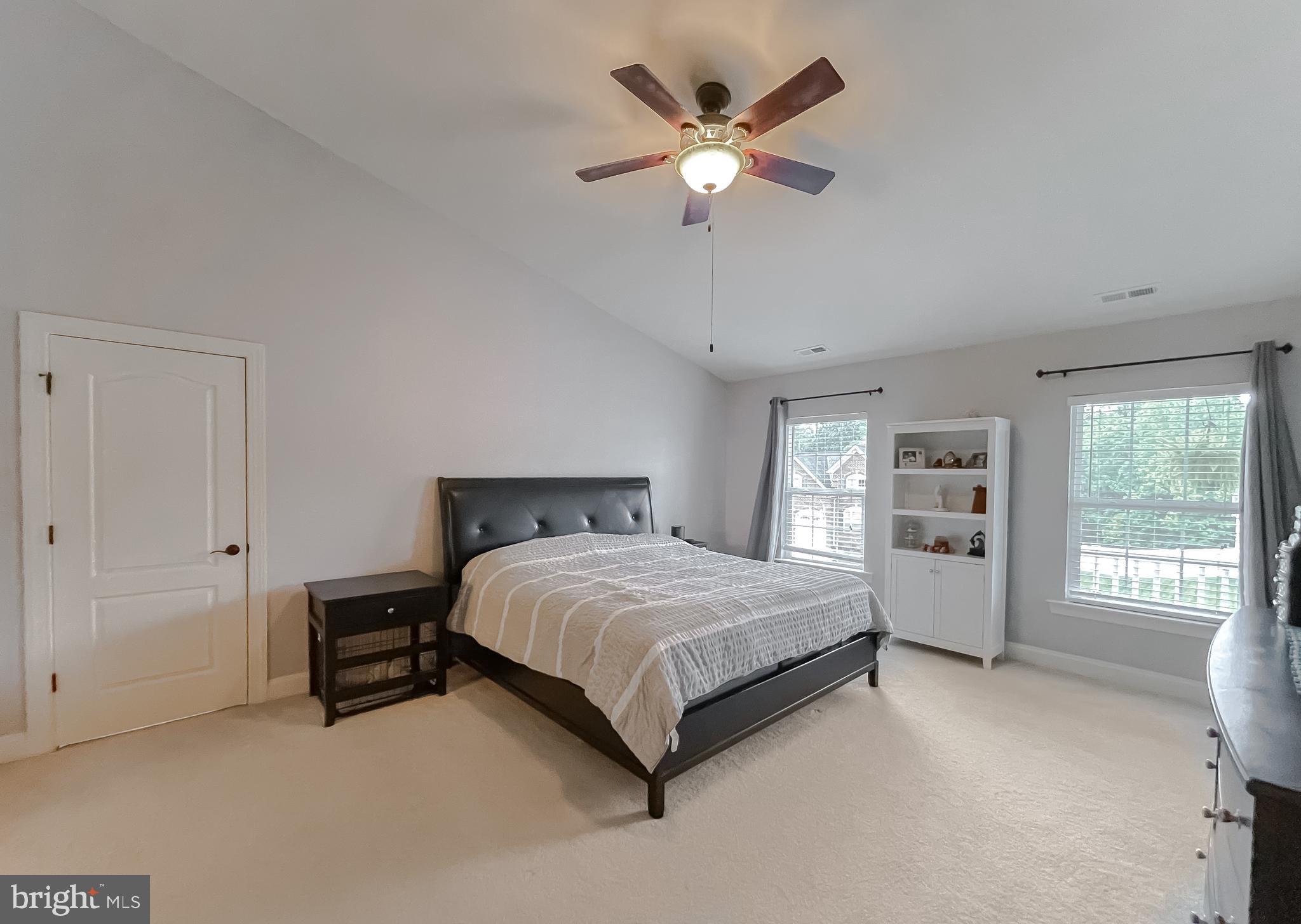 LEONARDS GRANT - Residential