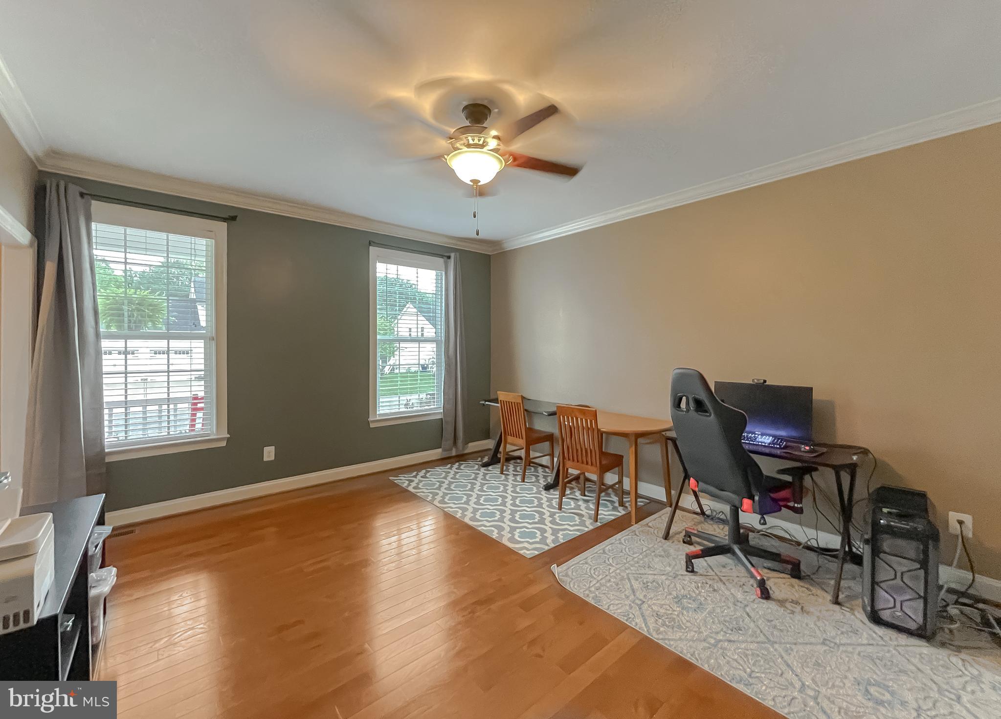 LEONARDS GRANT - Residential