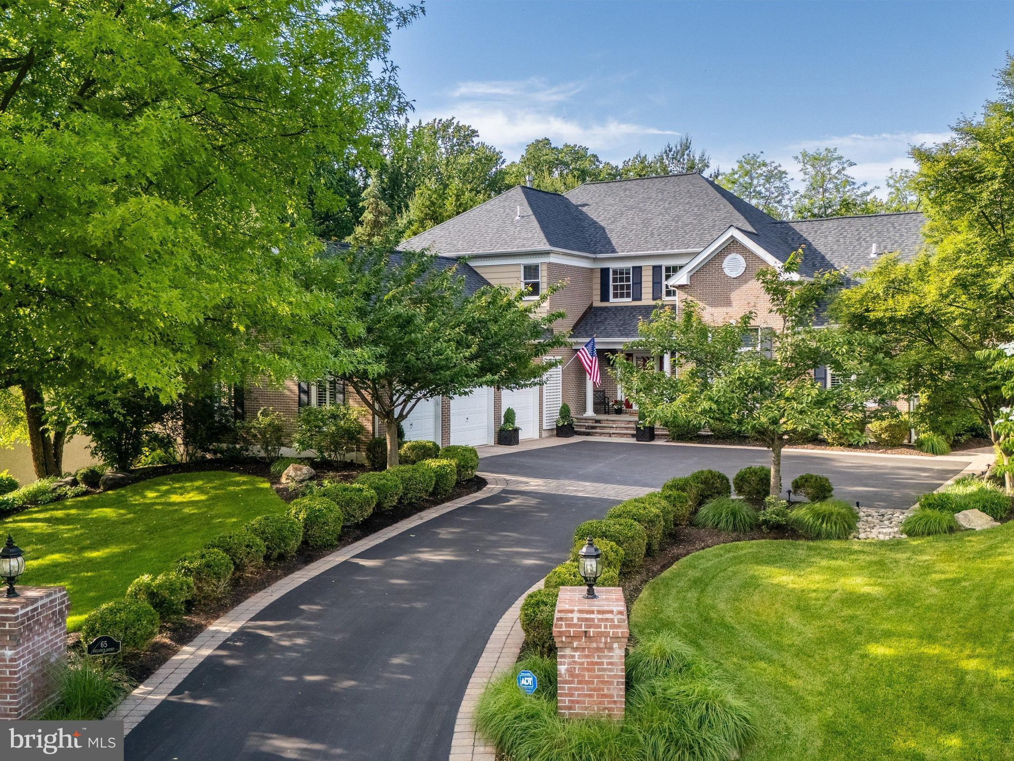 65 DELANCY COURT