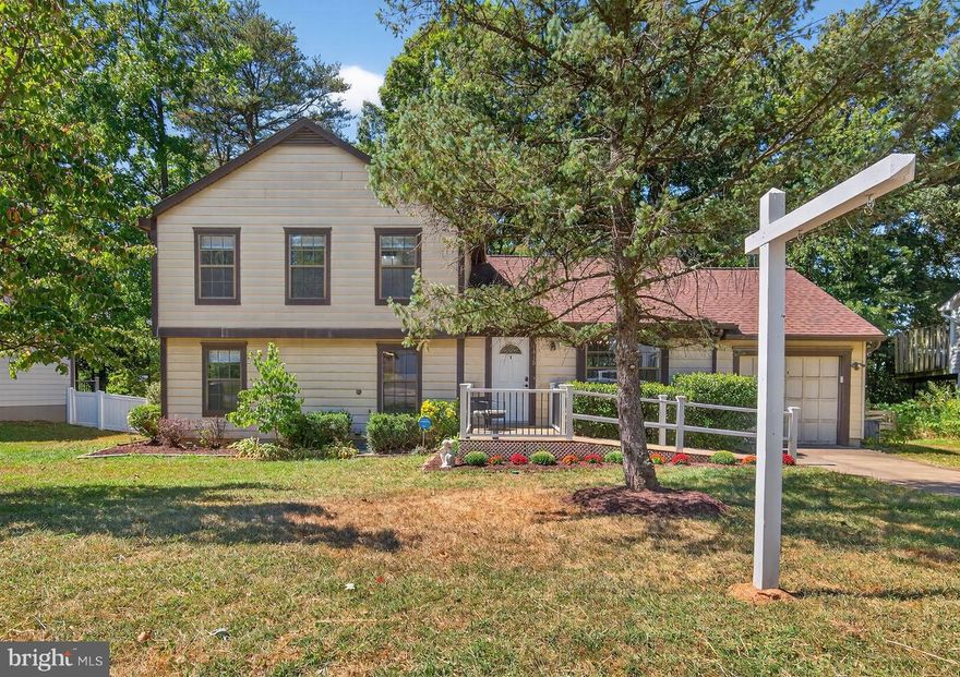 MOVE RIGHT IN TO THIS LOVELY SPLIT LEVEL WITH BRAND NEW PLUSH NEUTRAL CARPET AND FRESH NEUTRAL PAINT THROUGHOUT!  HOUSE IS CLEAN AND MOVE-IN READY WITH NEW LIGHTING, NEW DOOR KNOBS AND HARDWARE, SOME NEW PLUMBING FIXTURES, FRESHLY POWER WASHED DECK AND FRESHLY LANDSCAPED YARD! THREE UPPER LEVEL BEDROOMS WITH ONE FULL BATHROOM AND ONE LOWER LEVEL BEDROOM WITH FULL BATHROOM.  LARGE LIVING AND DINING ROOMS, KITCHEN WITH UPDATED APPLIANCES INCLUDING NEWER STAINLESS STEEL STOVE DISHWASHER AND NEWER STOVE.  LOWER LEVEL REC ROOM WITH SLIDING GLASS DOOR TO REAR DECK AND WOOD BURNING FIREPLACE/WOOD STOVE.  BONUS UNFINISHED LOWER LEVEL FOR STORAGE.  REAR SHED IN FULLY FENCED REAR YARD.  ONE CAR GARAGE WITH DRIVEWAY PARKING AND STREET PARKING!  GREAT LOCATION JUST MOMENTS FROM ALL THE GREAT SHOPS AND RESTAURANTS IN DOWNTOWN HERNDON!  HOME IS BEING SOLD AS ESTATE IN AS-IS CONDITION.