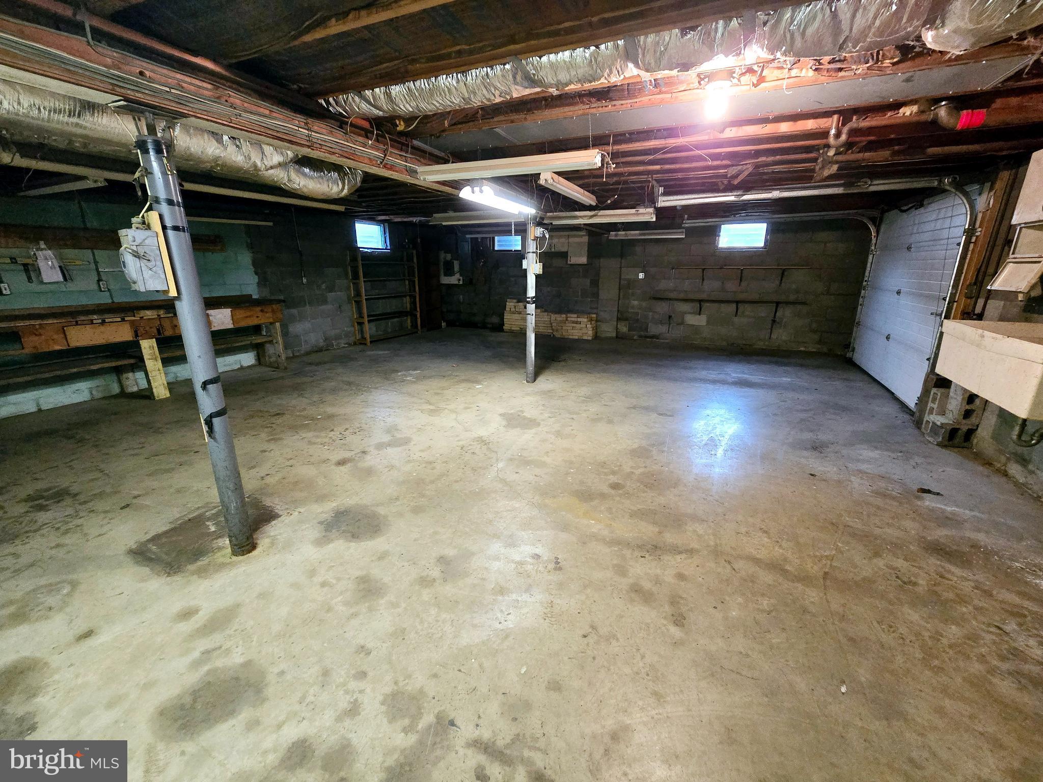 SOUTH END - Residential