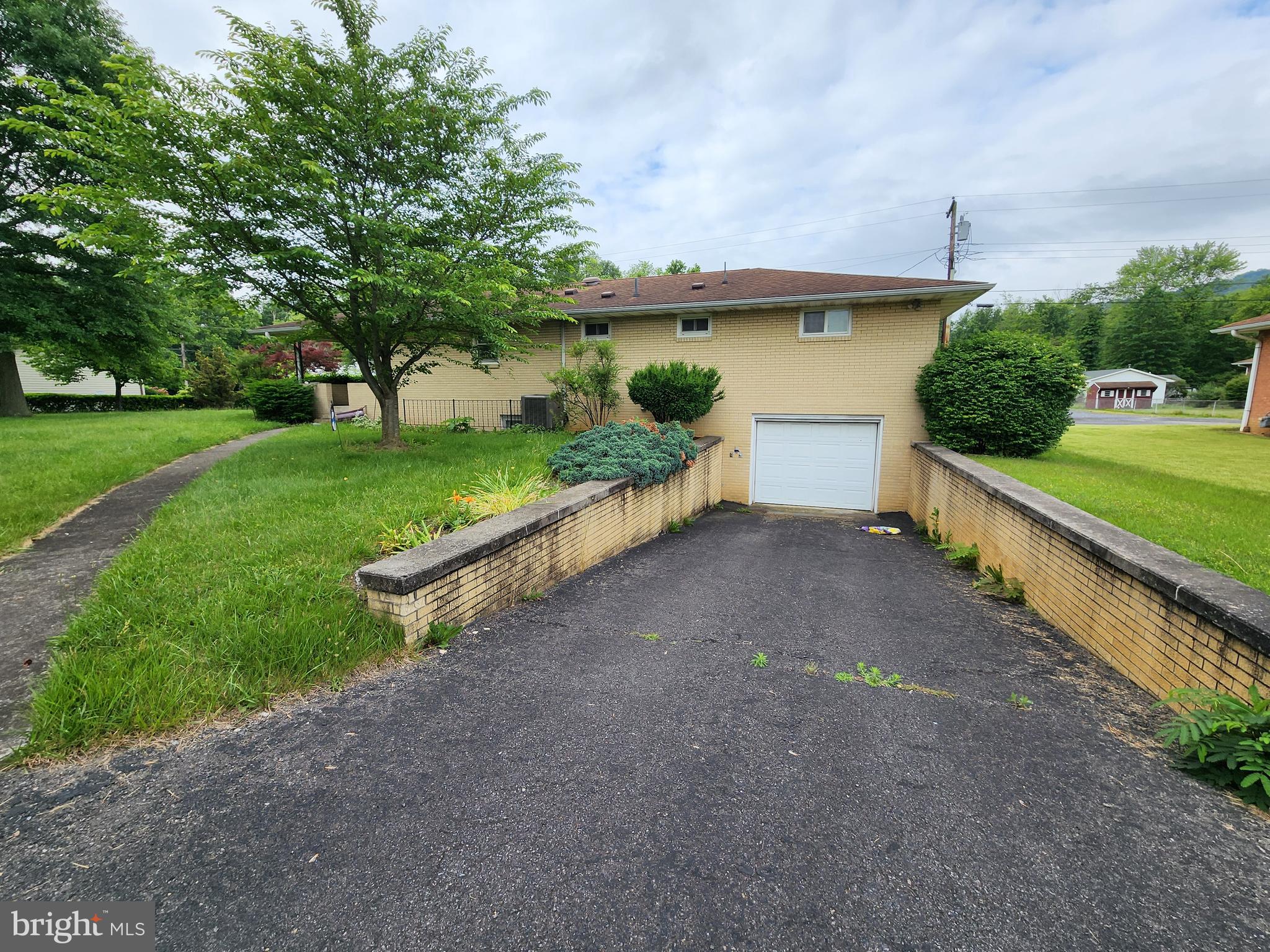 SOUTH END - Residential