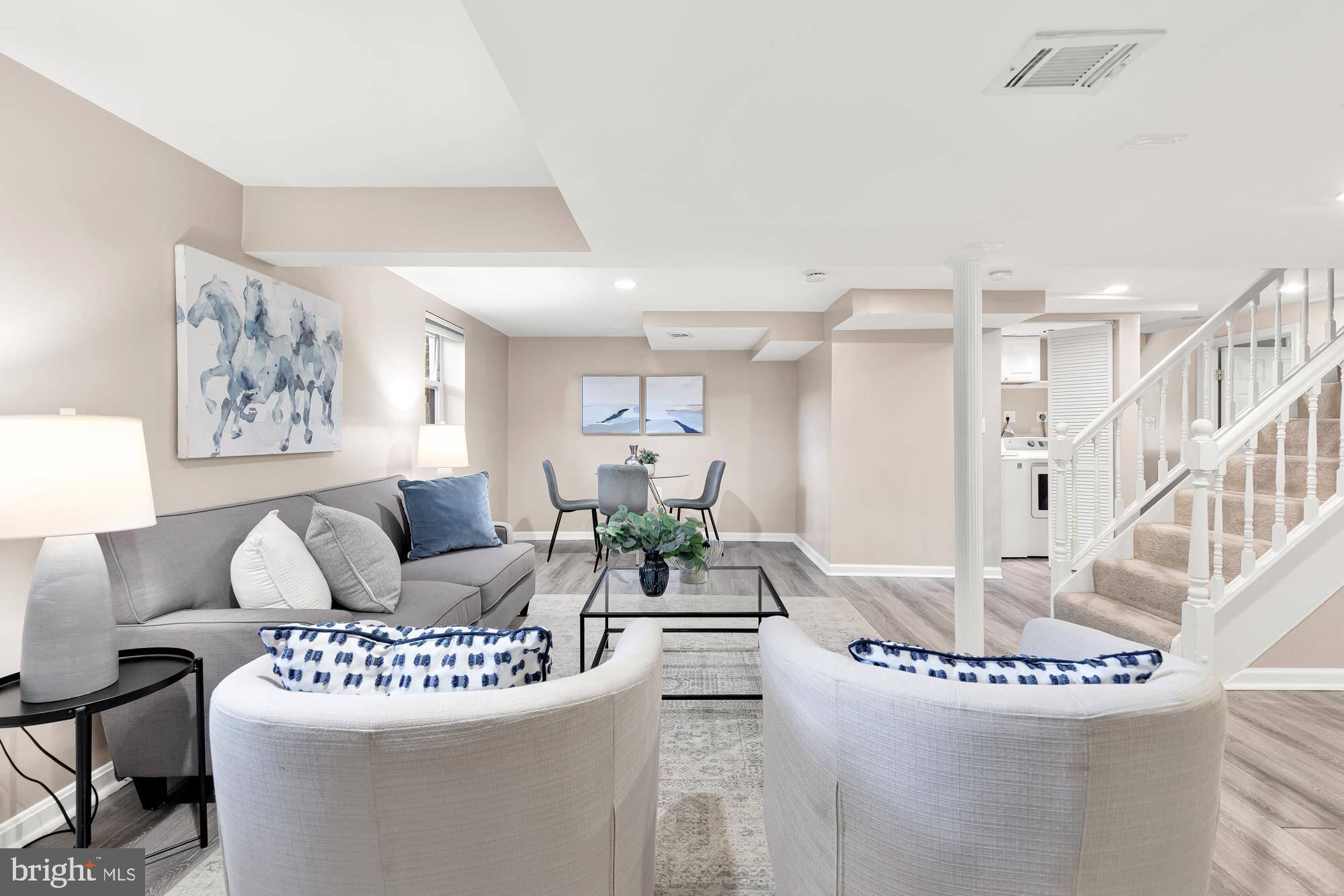 NORTHWOOD VILLAGE - Residential