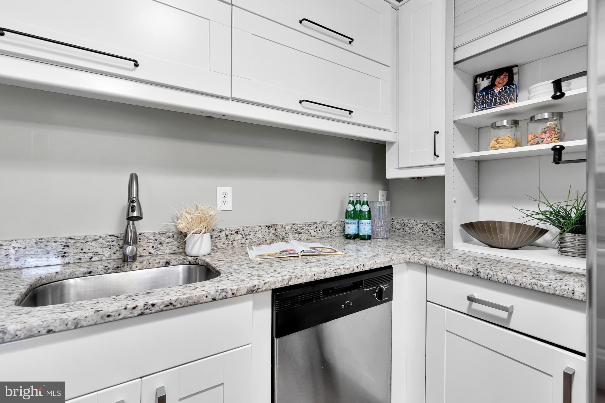 NORTHWOOD VILLAGE - Residential