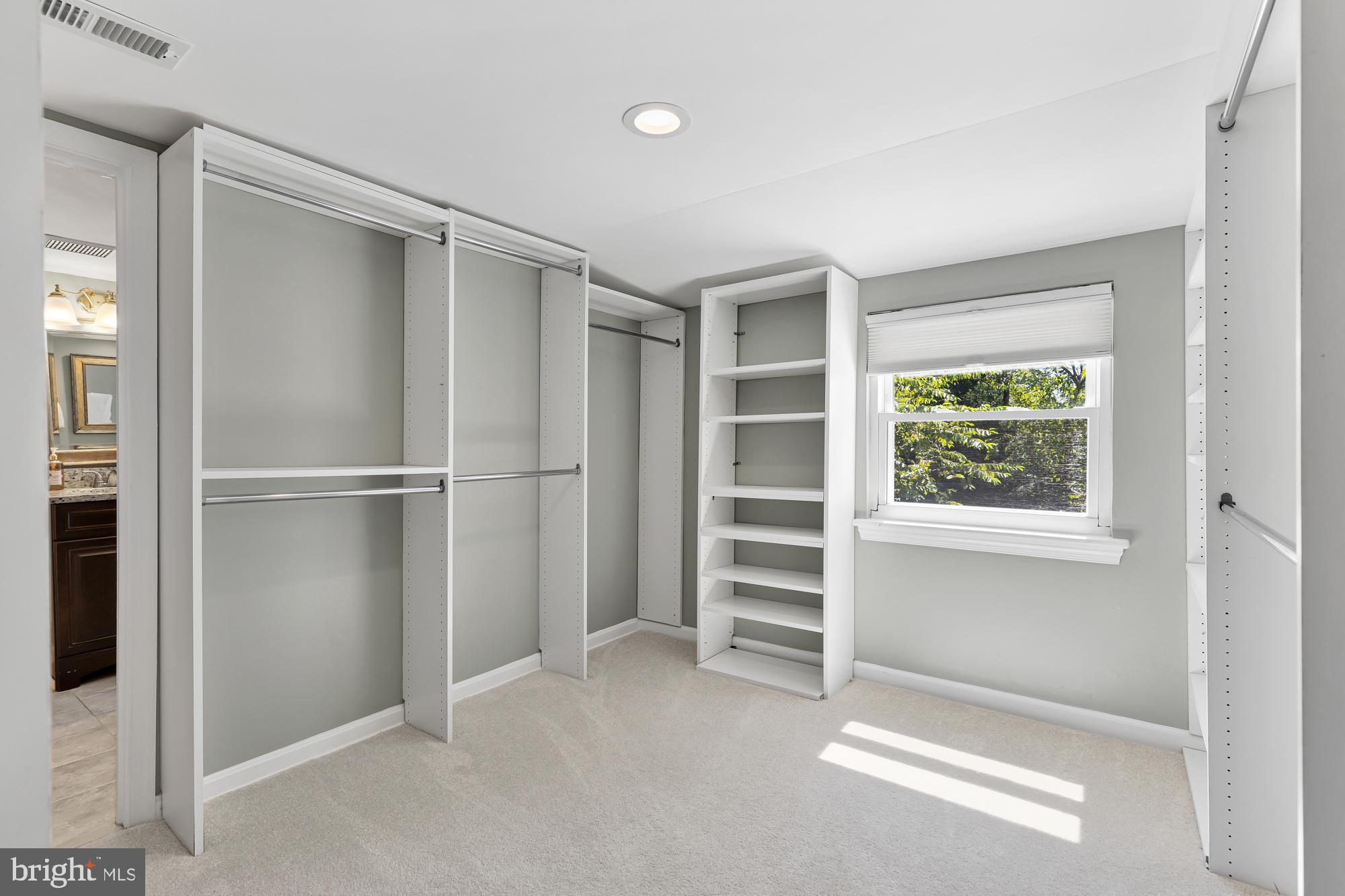 NORTHWOOD VILLAGE - Residential