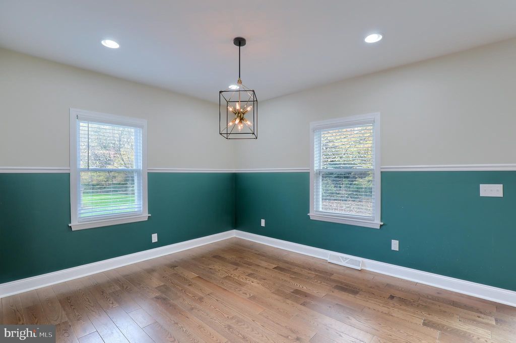 Photo of 614 SYCAMORE DR, COLUMBIA, PA 17512 (MLS # PALA2027206)