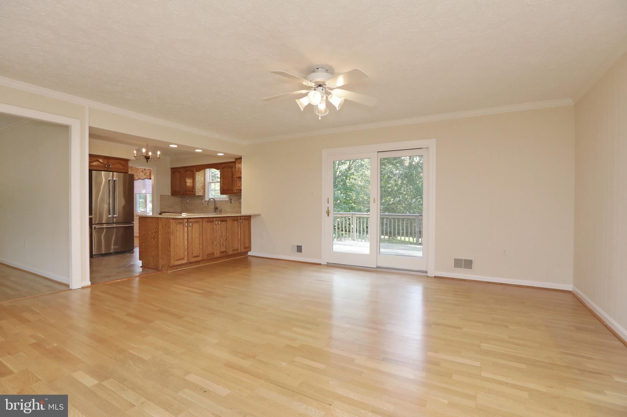 AVON CREST - Residential